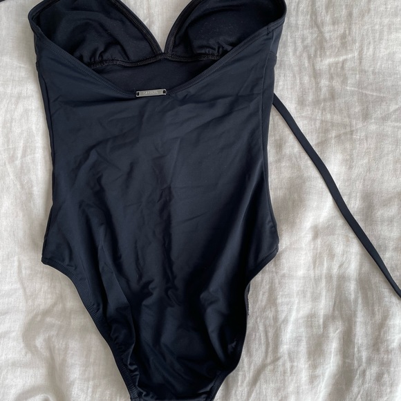 MICHAEL KORS - one piece bathing suit - Picture 4 of 6